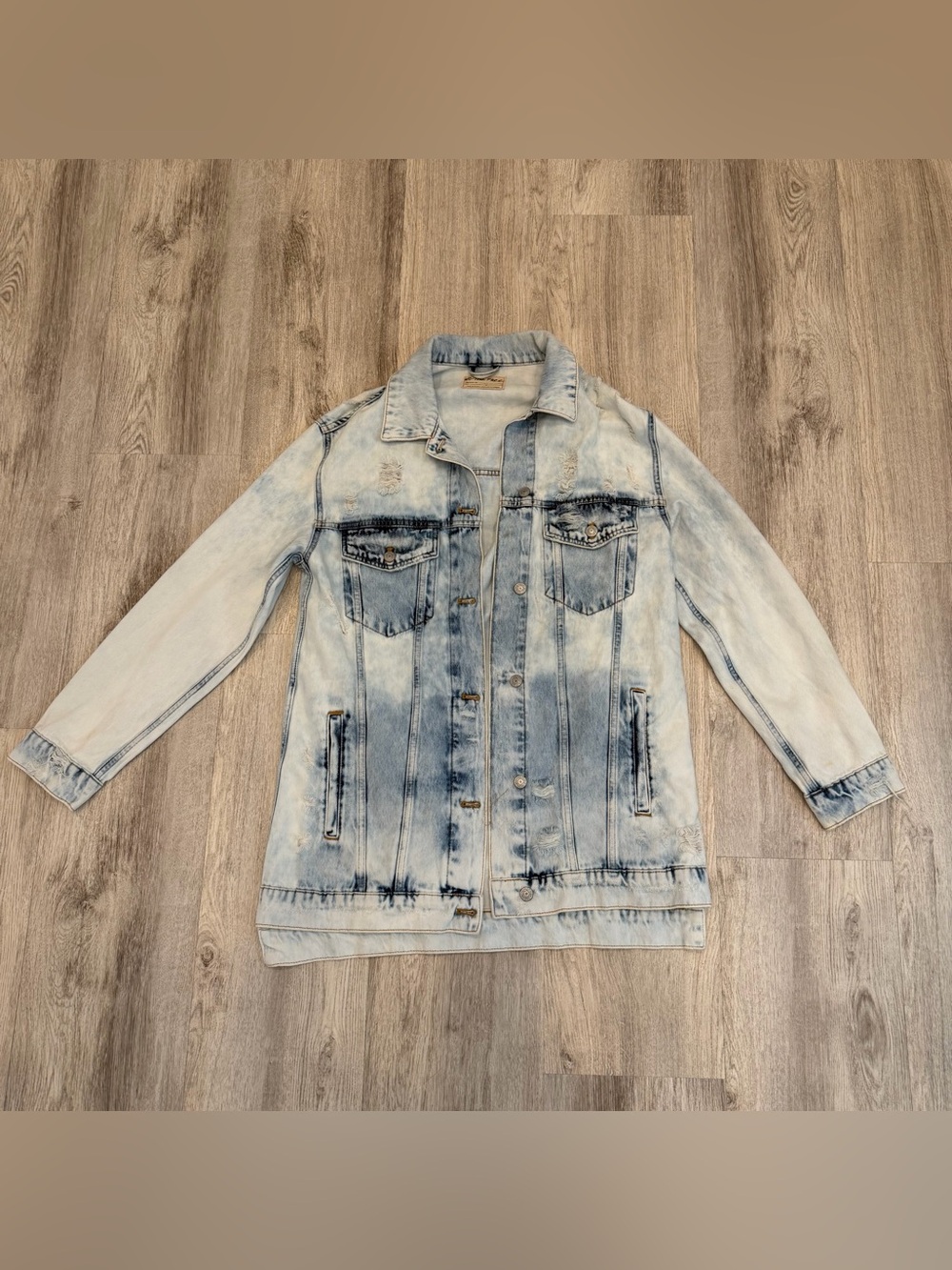We‎ The Free Oversized Distressed Acid Wash Denim Jacket Size Small